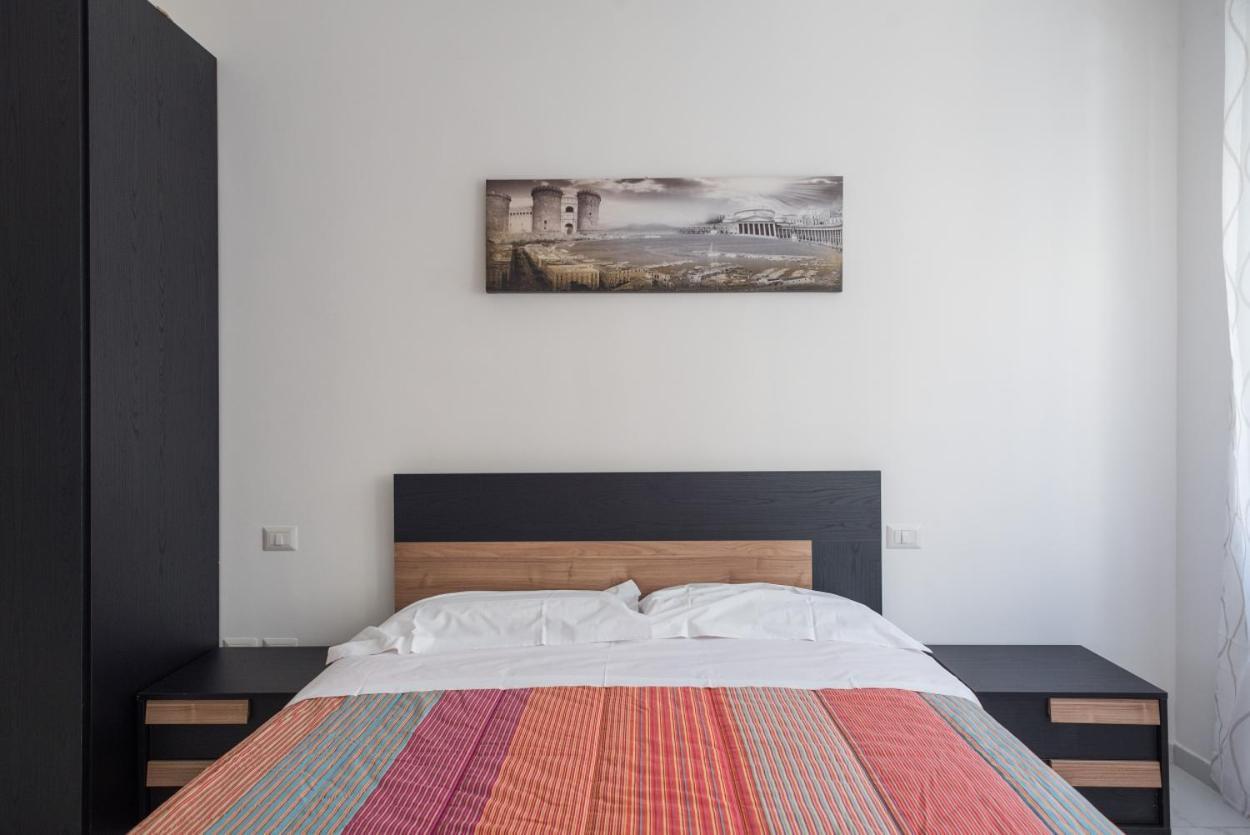 Toledo 2 Apartment Napoli Bagian luar foto