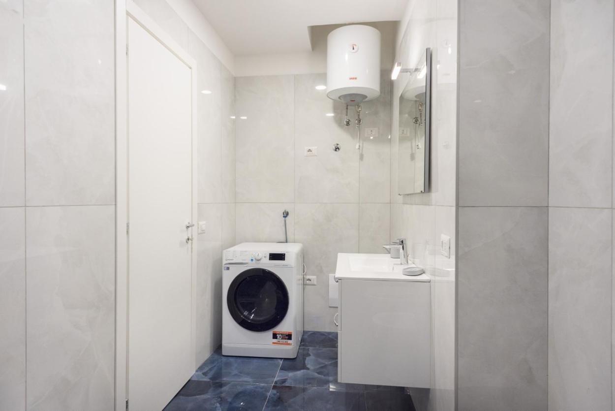Toledo 2 Apartment Napoli Bagian luar foto